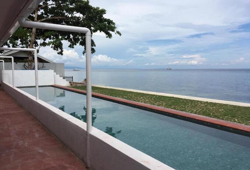 스탠다드 스튜디오 바다 전망, The Beachhouse