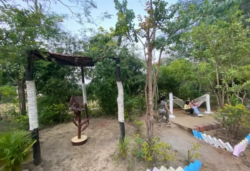 デラックスファミリールーム, Sal Tree Resort By Vihasta, Kanha