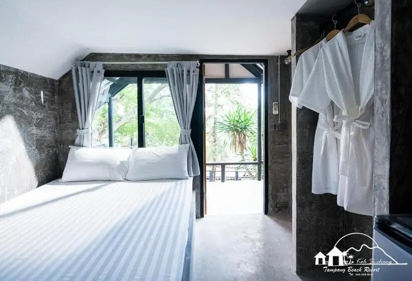 デラックスビラの１ベッドルーム, Sichang Marina Resort