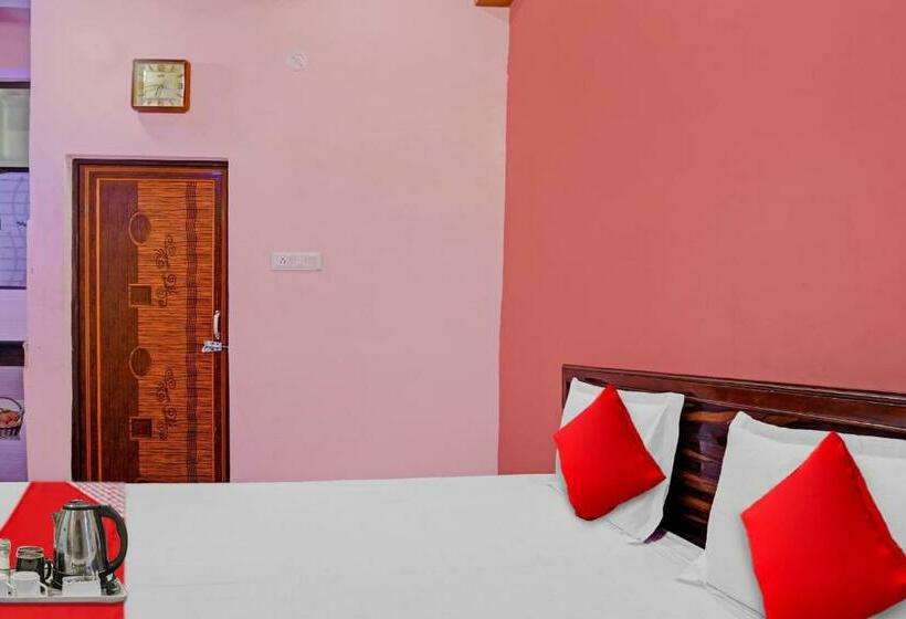 トリプルクラシックルーム, Spot On Hotel Kanha Inn