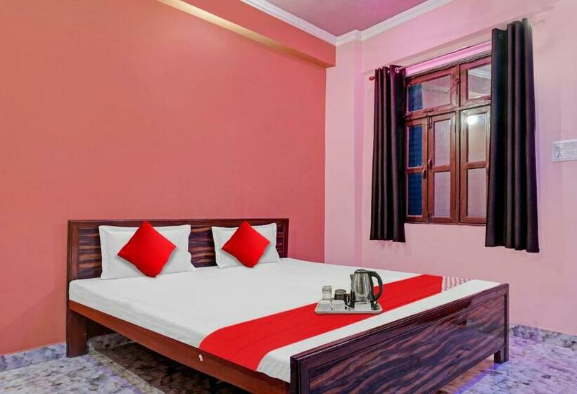 トリプルクラシックルーム, Spot On Hotel Kanha Inn