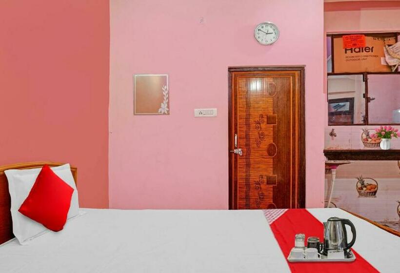 トリプルクラシックルーム, Spot On Hotel Kanha Inn