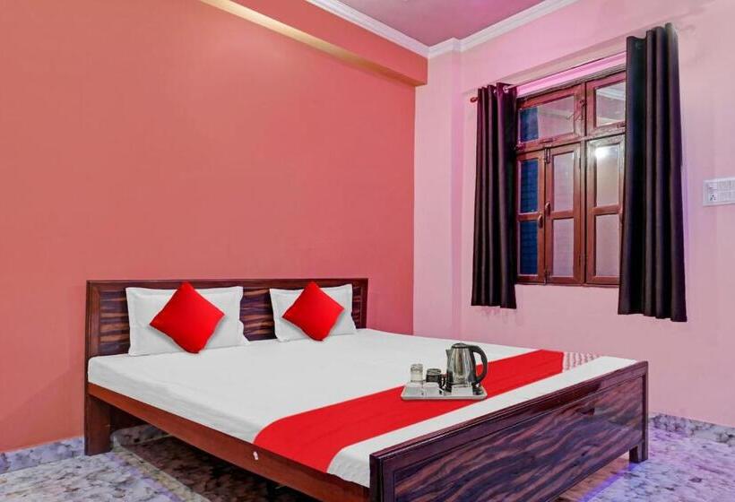 トリプルクラシックルーム, Spot On Hotel Kanha Inn