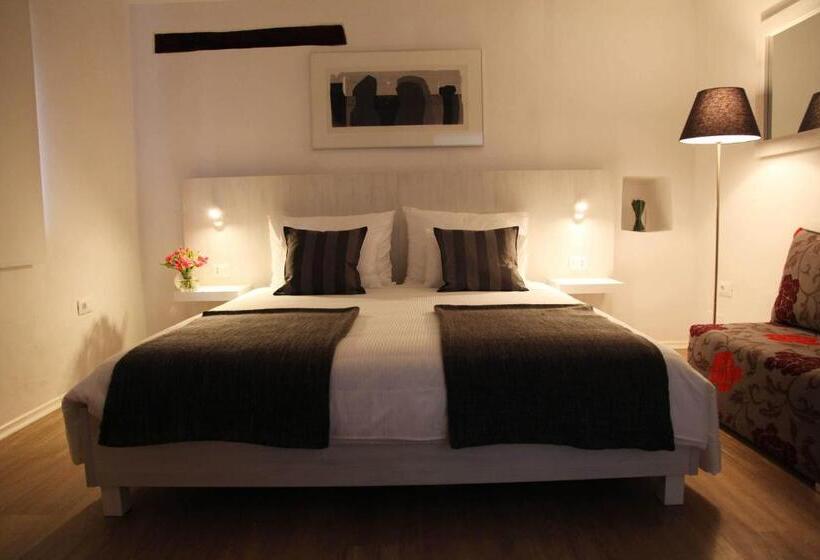 اتاق راحتی, Garni Hotel Dvor