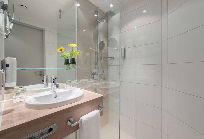 Номер Superior, Essential By Dorint Stuttgart/airport