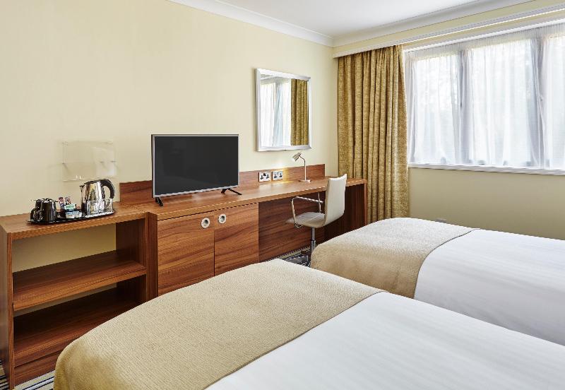 标准间, Holiday Inn Cardiff North M4