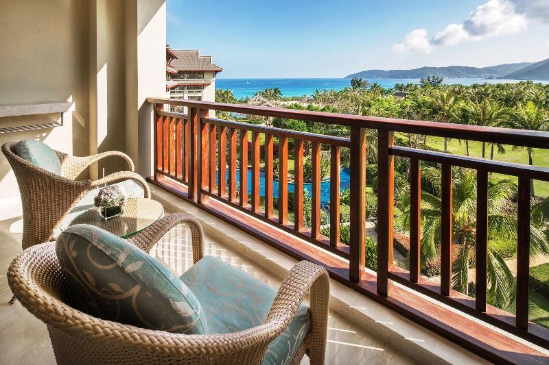 スタンダードルーム, Hub