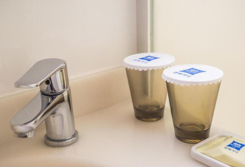 Camera Familiare con Letti a Castello, Ibis Budget Ambassador Busan Haeundae