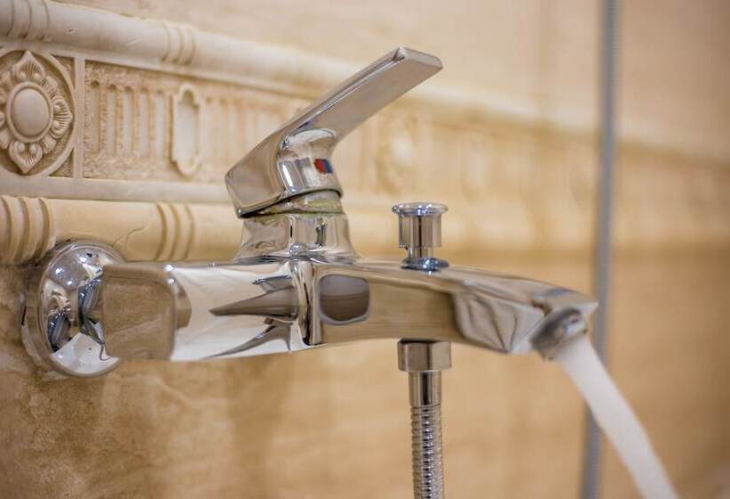 חדר סופריור, Kukaldosh Boutique