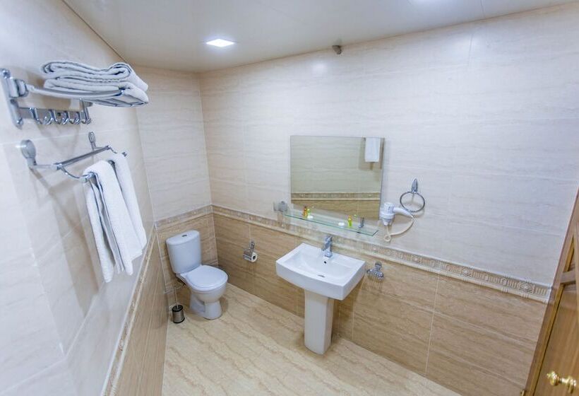 חדר סטנדרט לשלושה, Kukaldosh Boutique