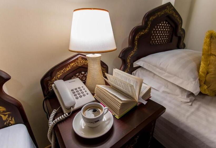 חדר סטנדרט יחיד, Kukaldosh Boutique