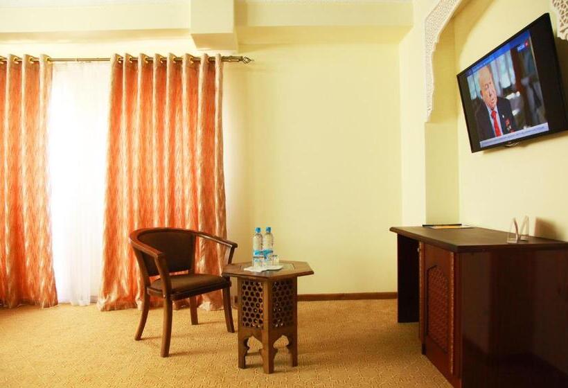 חדר סטנדרט לשלושה, Kukaldosh Boutique