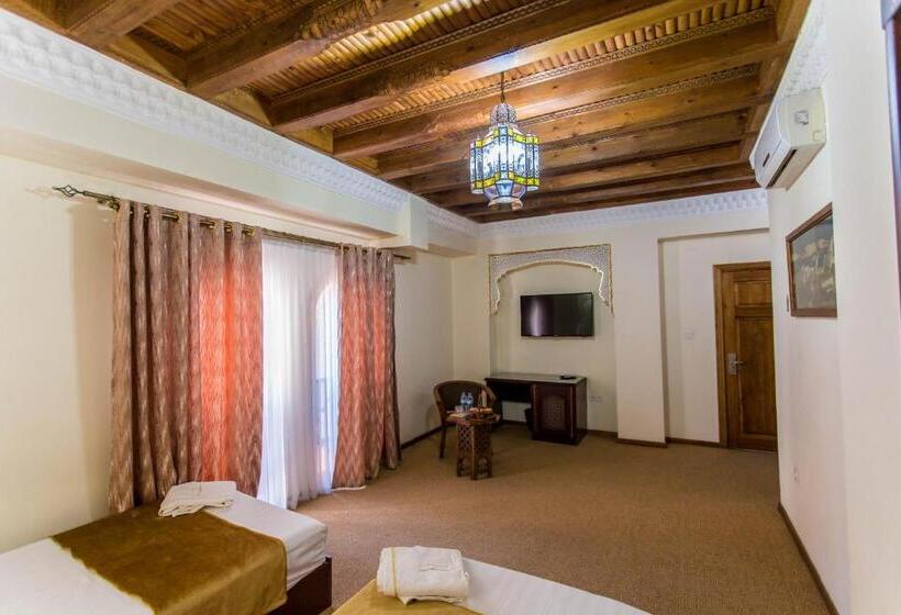 اتاق سوپریور, Kukaldosh Boutique
