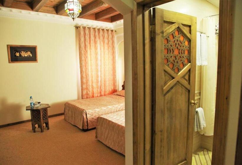 חדר דלוקס, Kukaldosh Boutique