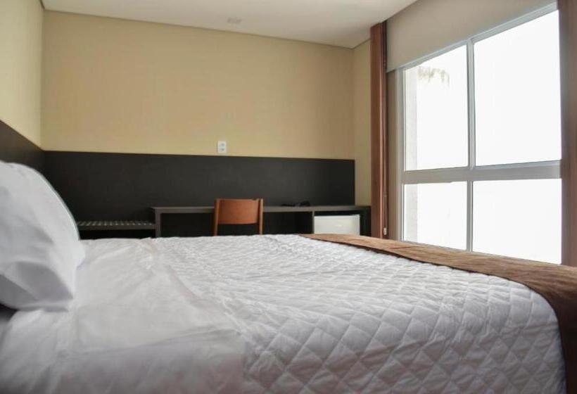 Номер Deluxe, M Tower