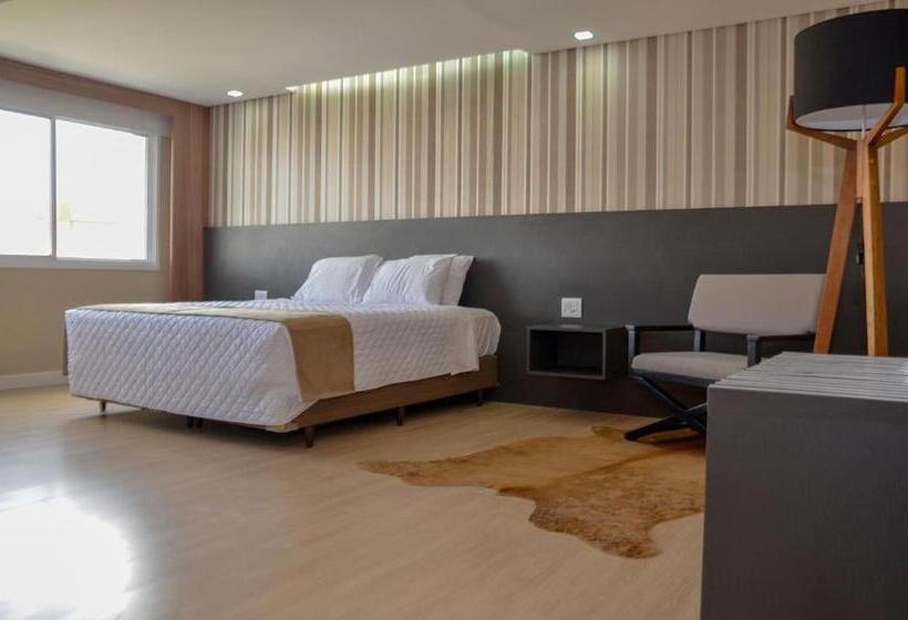 Номер Deluxe, M Tower