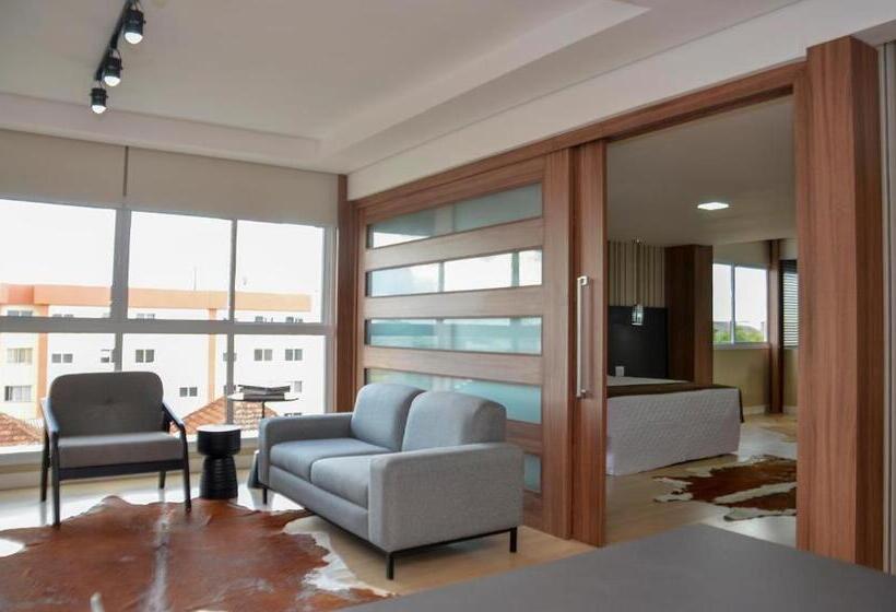 Номер Deluxe Кровать Кинг, M Tower