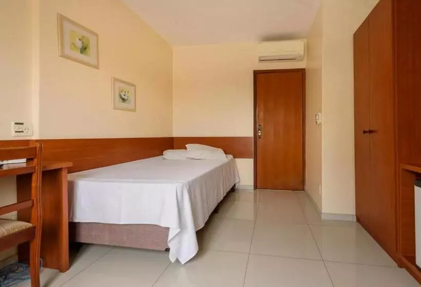Standard Yhden Hengen Huone, Plaza Suite