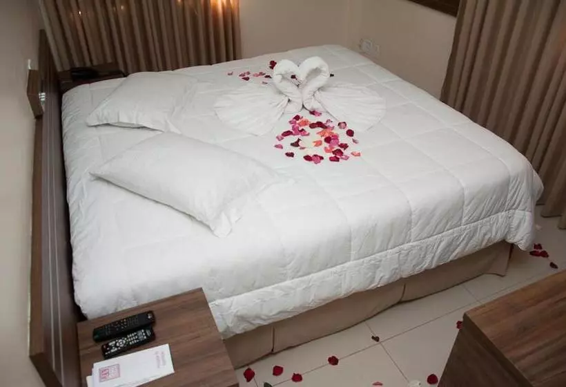 Standard Yhden Hengen Huone, Plaza Suite