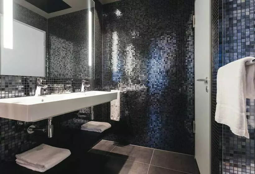 اتاق لوکس, Hotel Riu Plaza Berlin