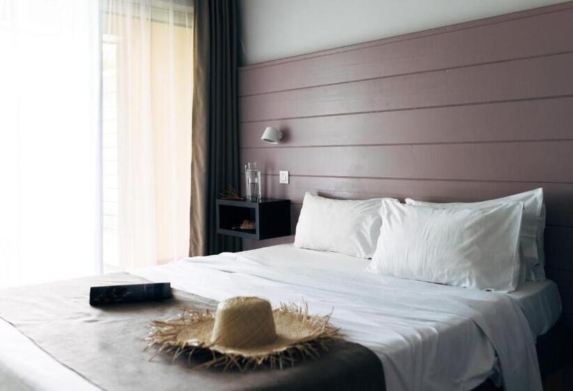 استودیوی استاندارد, Résidence L Archipel