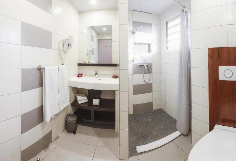 استودیوی استاندارد, Résidence L Archipel