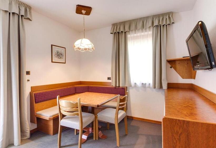 סוויטת ג'וניור, Smy Koflerhof Wellness & Spa Dolomiti