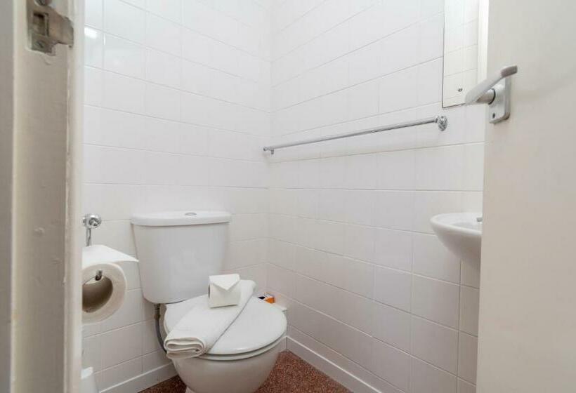 Номер Стандарт Вид на Море, The Trevone, Llandudno