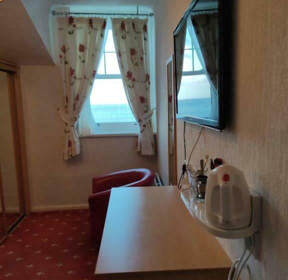 Номер Стандарт Вид на Море, The Trevone, Llandudno