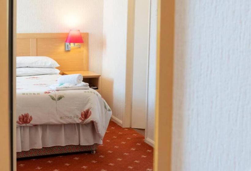 Номер Стандарт Вид на Море, The Trevone, Llandudno