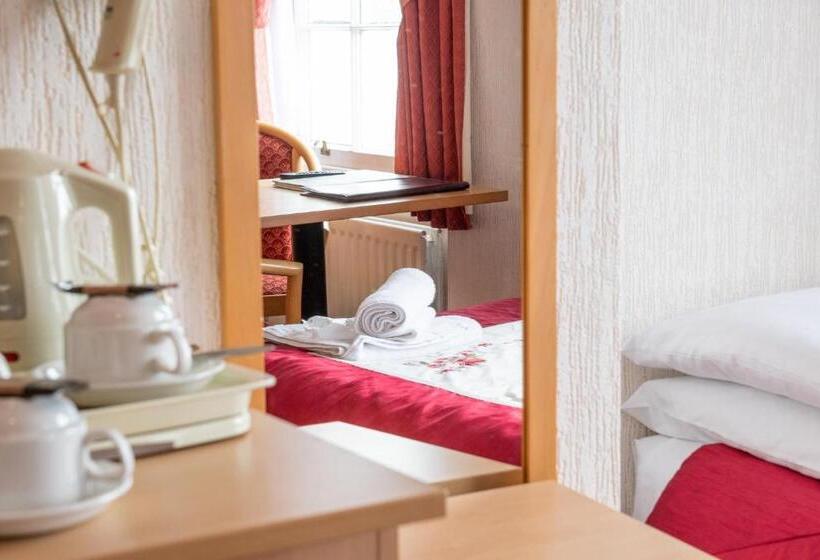 Четырехместный Номер Стандарт Вид на Море, The Trevone, Llandudno