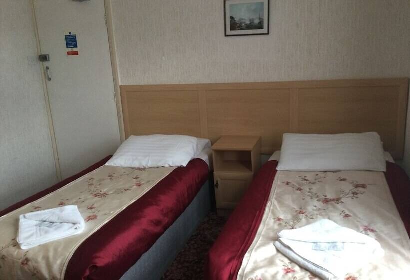 Номер Стандарт Вид на Море, The Trevone, Llandudno