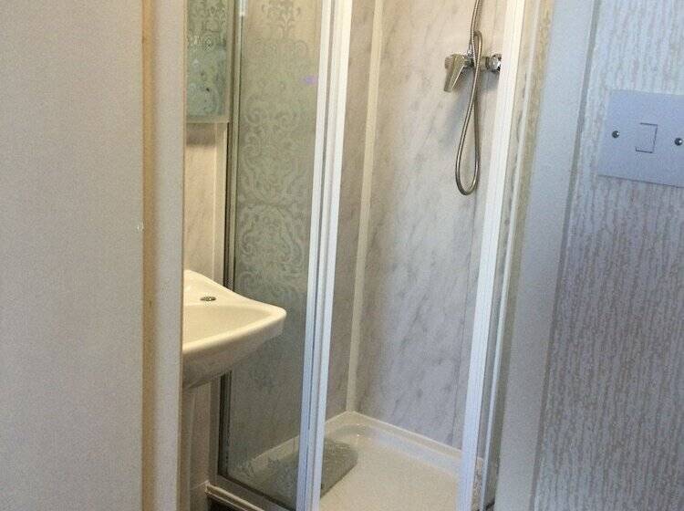 Номер Стандарт Вид на Море, The Trevone, Llandudno