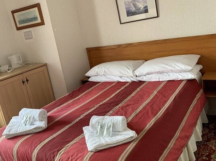 Номер Стандарт Вид на Море, The Trevone, Llandudno