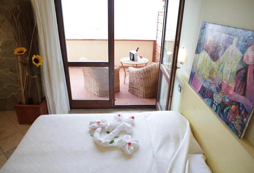 Номер Стандарт Вид на Море с Террасой, Torre