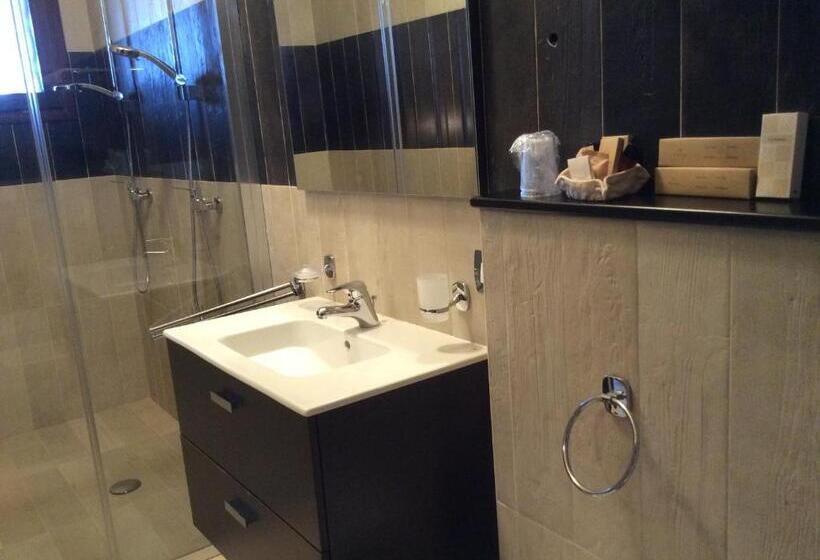 Номер Стандарт Вид на Море с Террасой, Torre