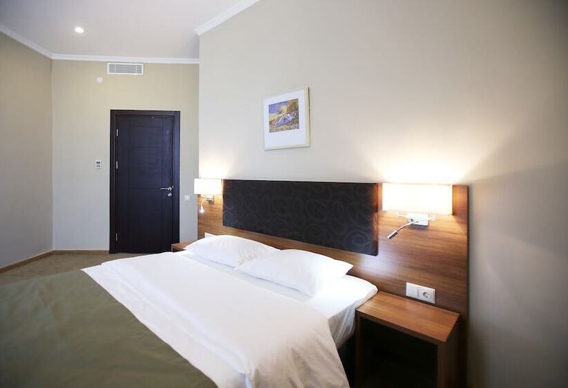 سوییت, Tskaltubo Plaza