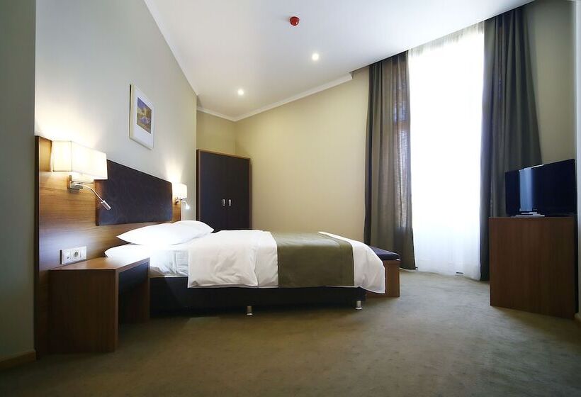 سوییت, Tskaltubo Plaza