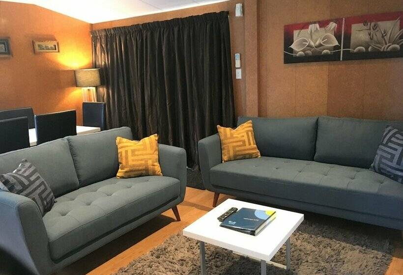 וילה דלוקס 2 חדרים, Whanganui River Top 10 Holiday Park