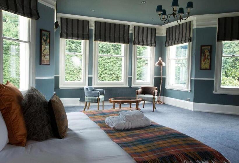 套房, Worplesdon Place