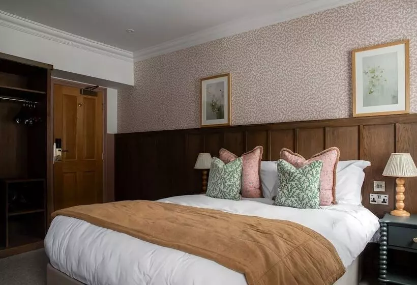 デラックスルーム, Worplesdon Place