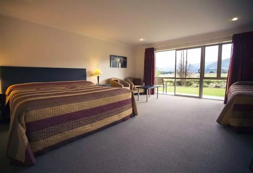 スーペリアスタジオ, Hanmer Springs Retreat