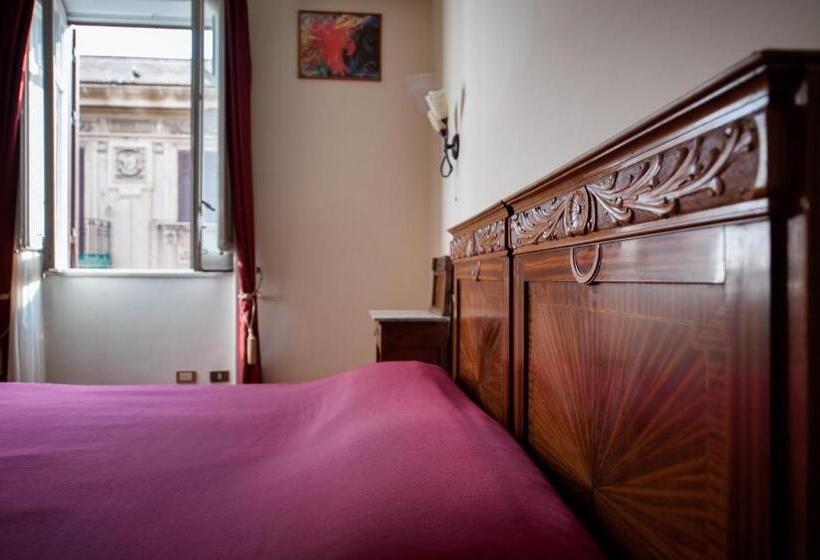 Standard room with outdoor bath, B&b Novecento