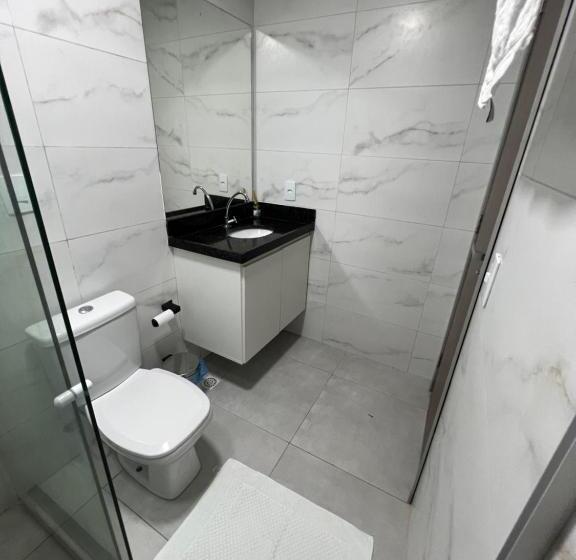 חדר אקזקיוטיב לשלושה, Alto Da Serra