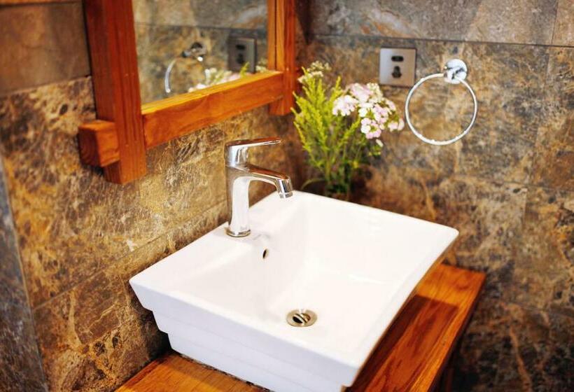 غرفة ديلوكس مزودة بشرفة, Guihua Road 106th Hostel