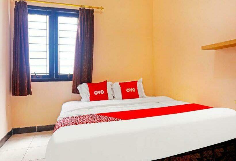 スタンダードルーム, Karawaci Taman Permata Tiga Mitra Reddoorz