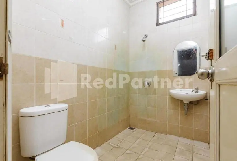 スタンダードシングルルーム, Karawaci Taman Permata Tiga Mitra Reddoorz