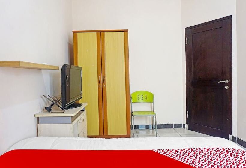 スタンダードルーム, Karawaci Taman Permata Tiga Mitra Reddoorz