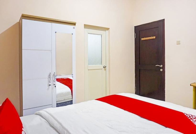 スタンダードルーム, Karawaci Taman Permata Tiga Mitra Reddoorz