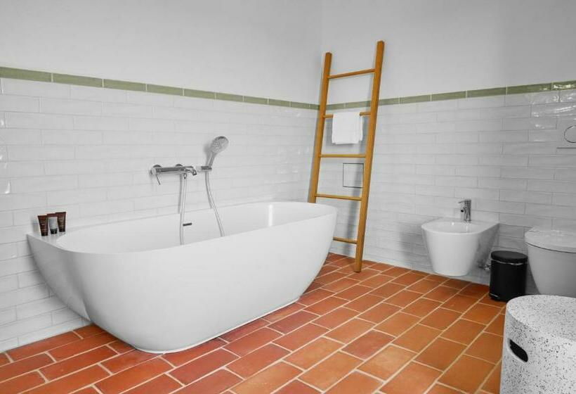 חדר דלוקס, Thaya Vinařství